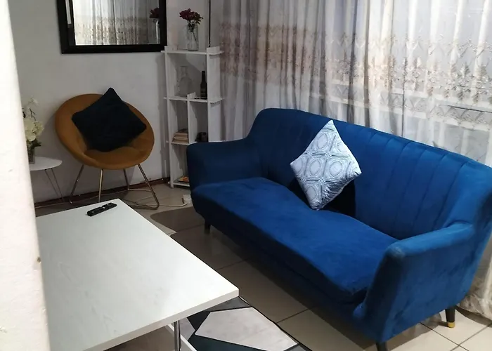 Naledi Homestay